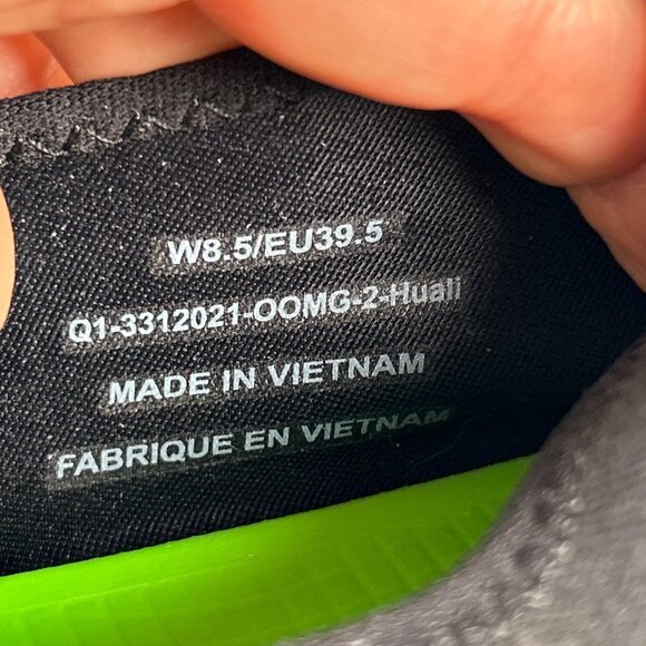 OOFOS Slip On Shoes OOmg eeZee Womens 8.5 Black Fabric Recovery Loafer Comfort - Picture 10 of 10